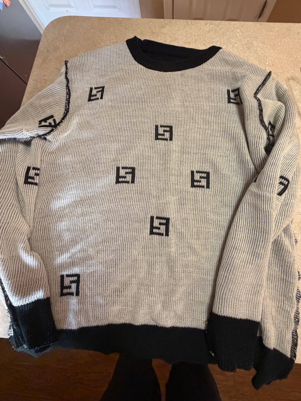 Fendi Black Crewneck Sweater with White FF Motif - Picture 6 of 7